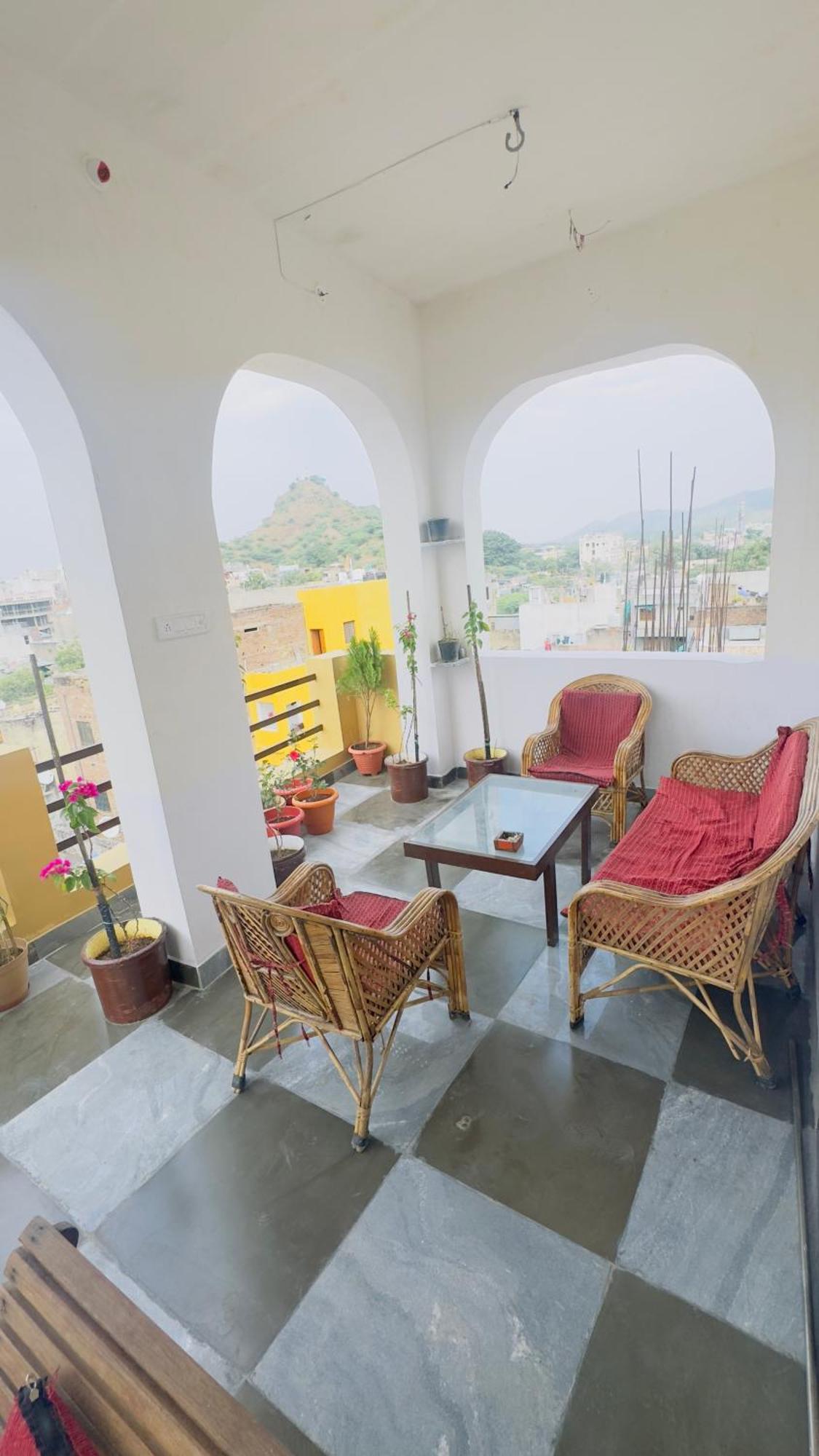 Suri Guest House Pushkar Bagian luar foto